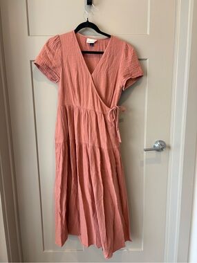 Universal Thread Wrap Midi Dress in Dusty Rose Pink